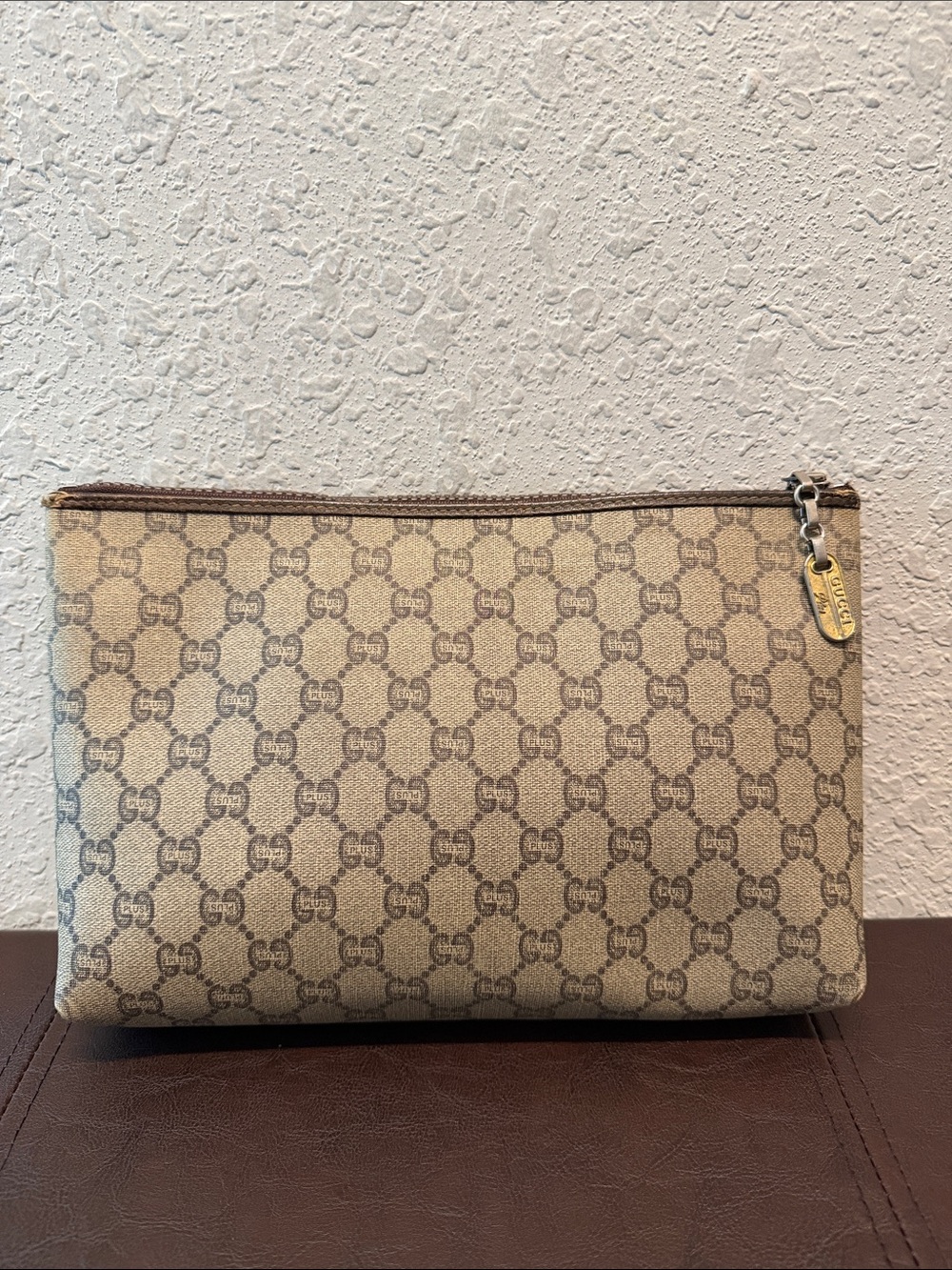 Gucci Beige/Tan Monogram Zip Pouch - Picture 2 of 5